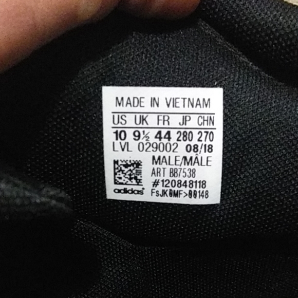 Adidas shoes - Picture 5 of 5